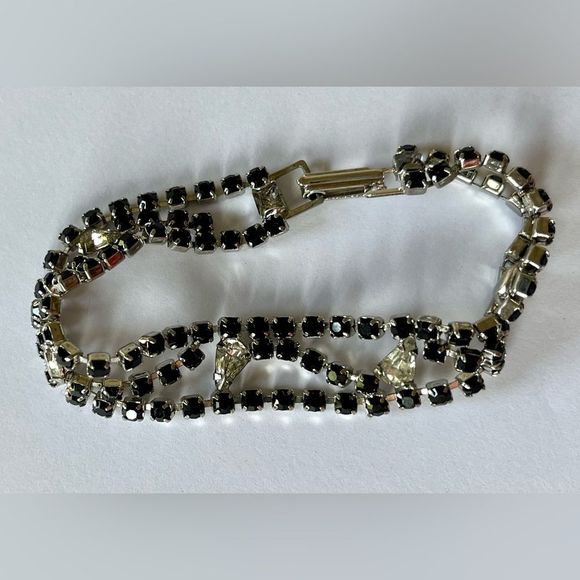 Black/clear rhinestone bracelet Sz 7 bracelet - Picture 7 of 10
